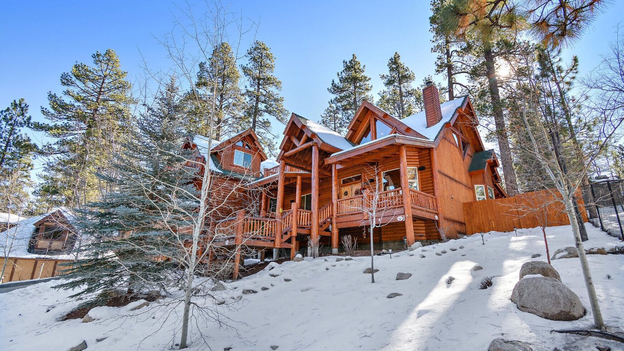 Photo of Outdoor in Evergreen Estates