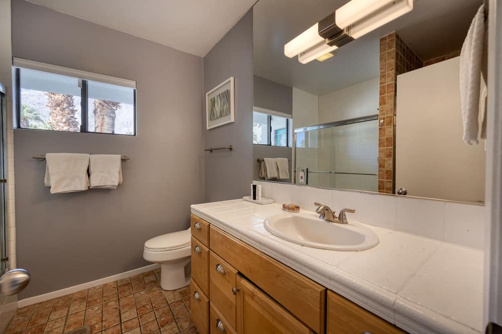 Photo of Bathroom in Warm Sands