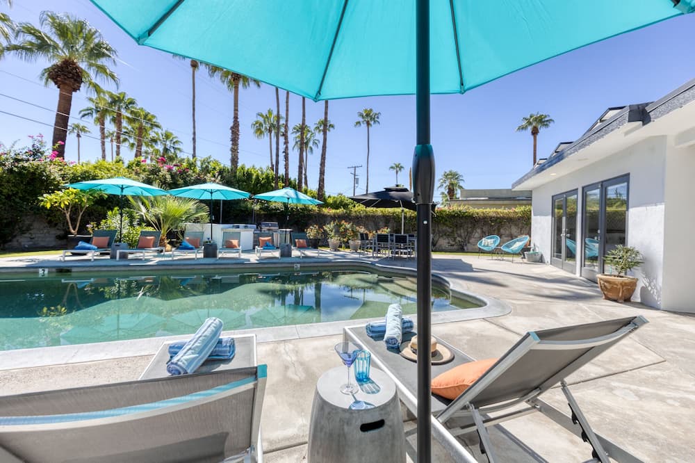 Photo of Outdoor in Warm Sands