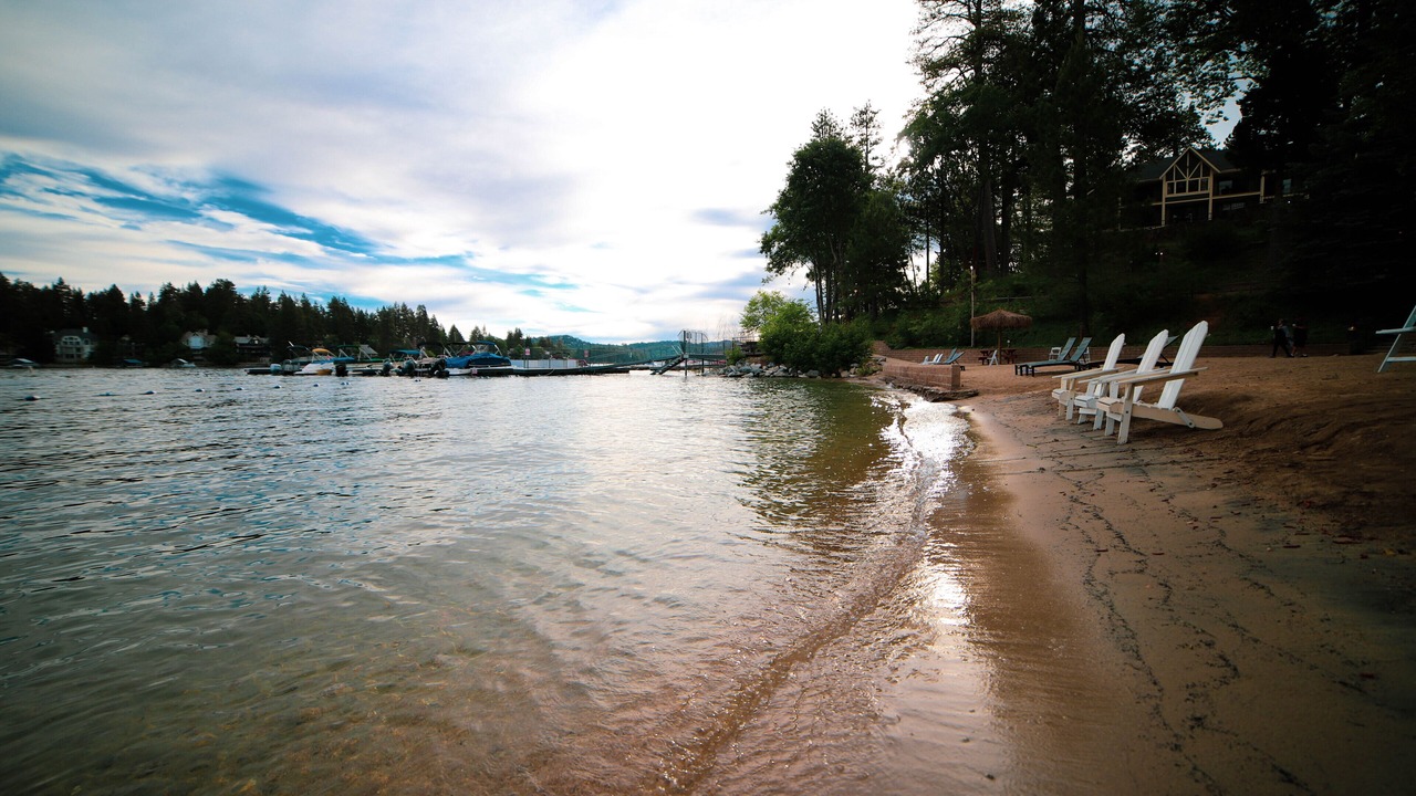 Photo of Others in Lake Arrowhead