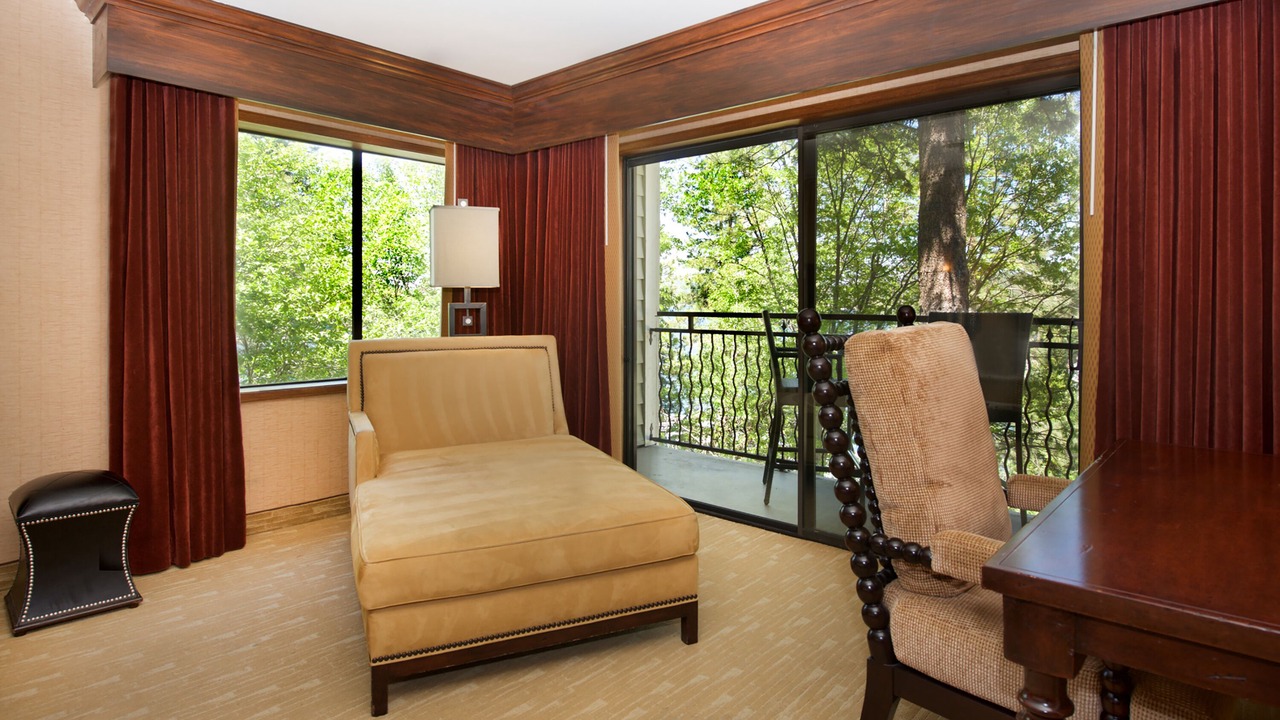 Photo of Bedroom in Lake Arrowhead