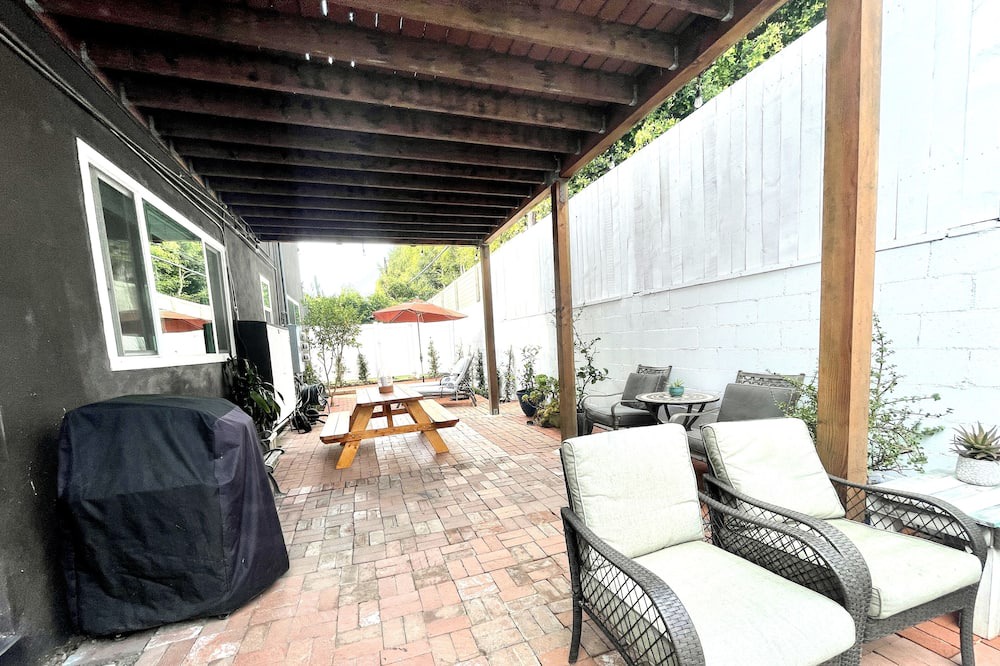 Photo of Patio Balcony in Culver - West