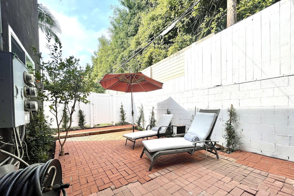Photo of Patio Balcony in Culver - West