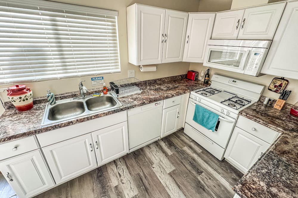 Photo of Kitchen in La Sierra