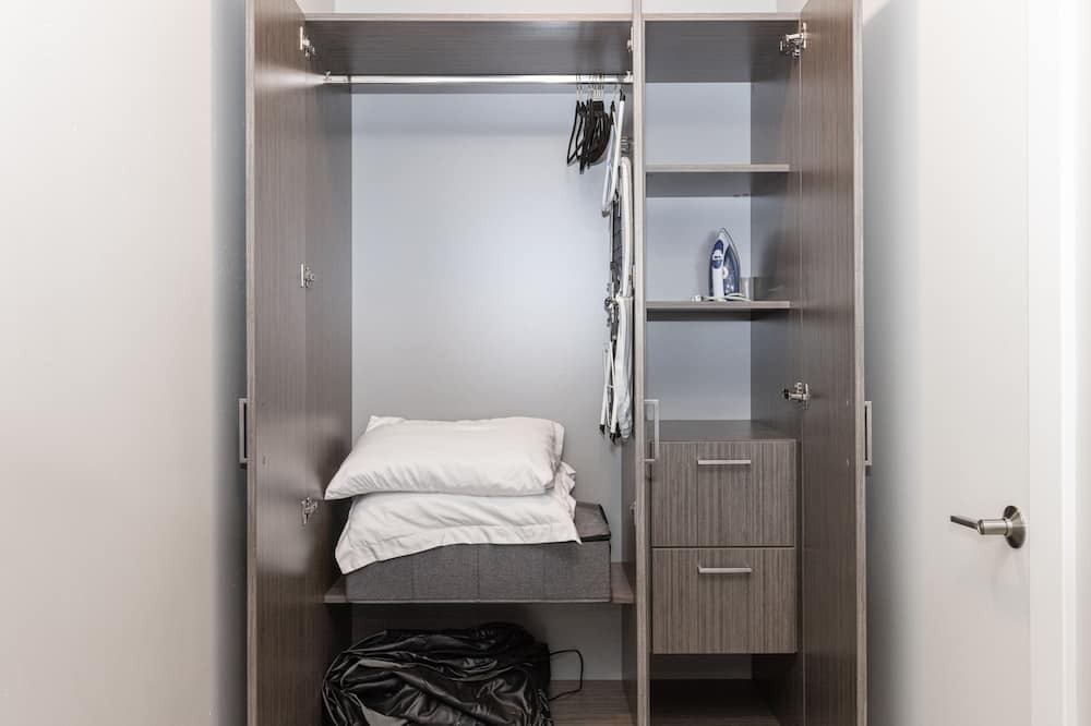 Photo of Bedroom in Mission Hills