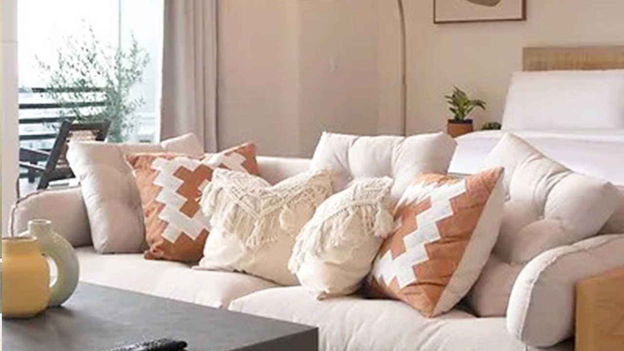 Photo of Bedroom in Hollywood Heights