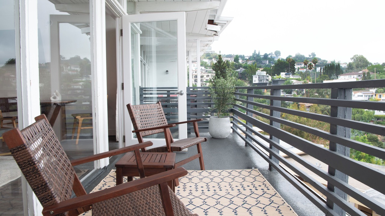 Photo of Patio Balcony in Hollywood Heights