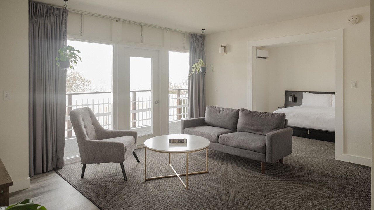Photo of Bedroom in Hollywood Heights
