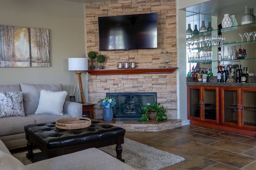 Photo of Livingroom in Indio
