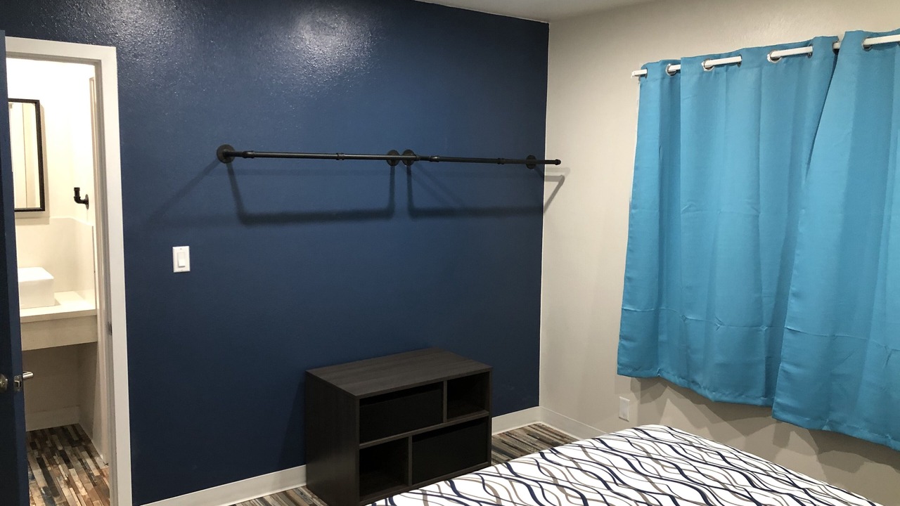 Photo of Bedroom in Harbor