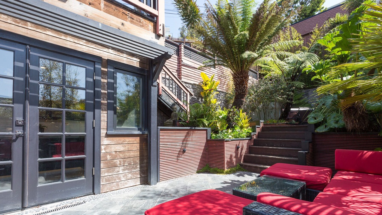 Photo of Outdoor in Eureka Valley
