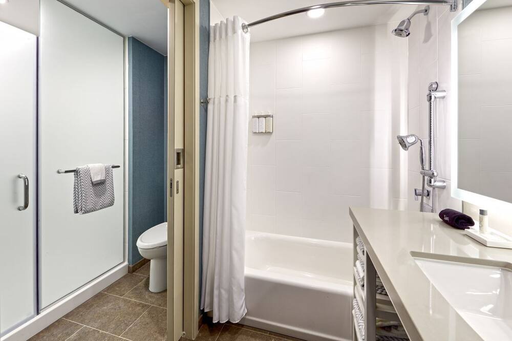 Photo of Bathroom in Anaheim Resort