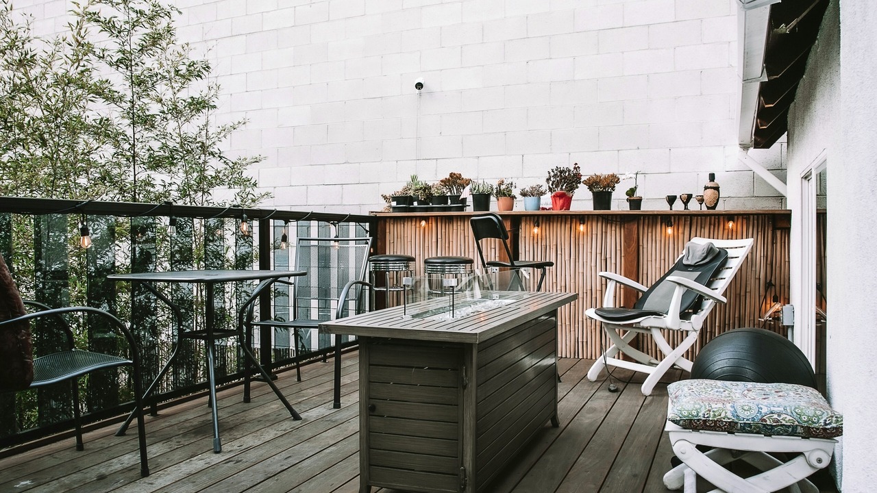 Photo of Patio Balcony in Wilshire