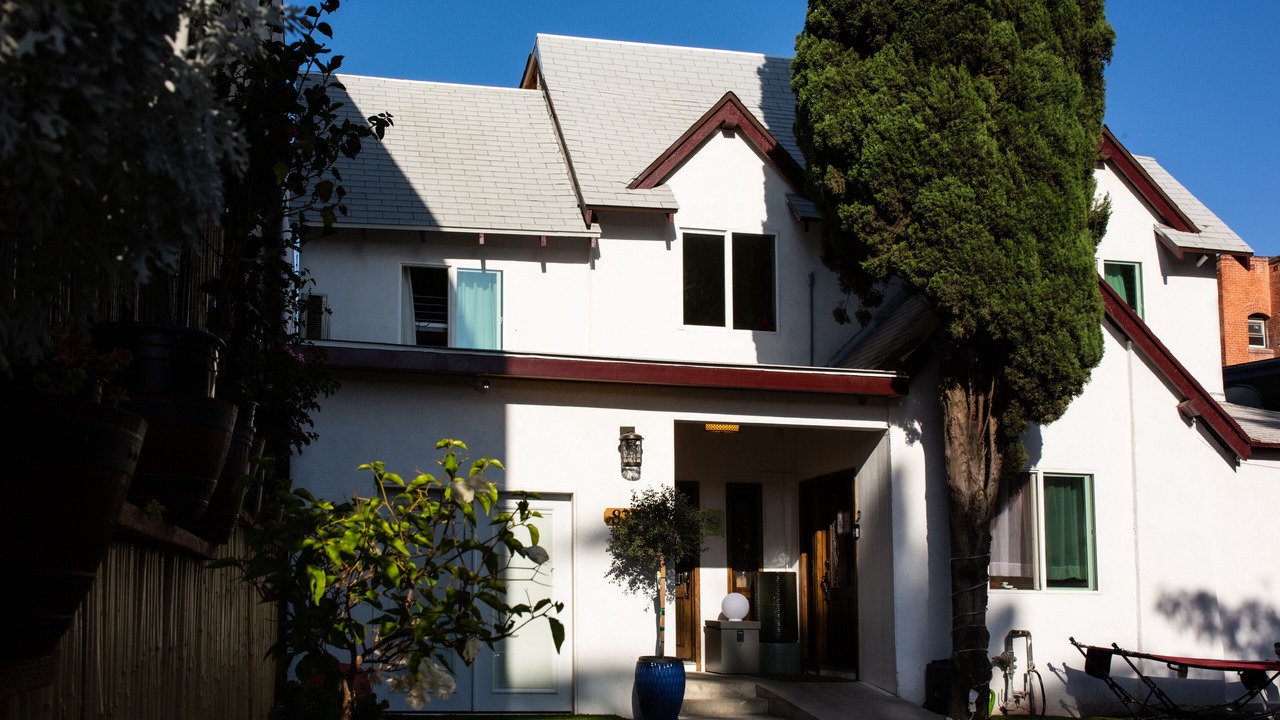 Photo of Outdoor in Wilshire