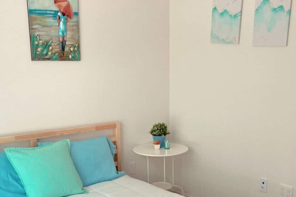 Photo of Bedroom in Oxnard