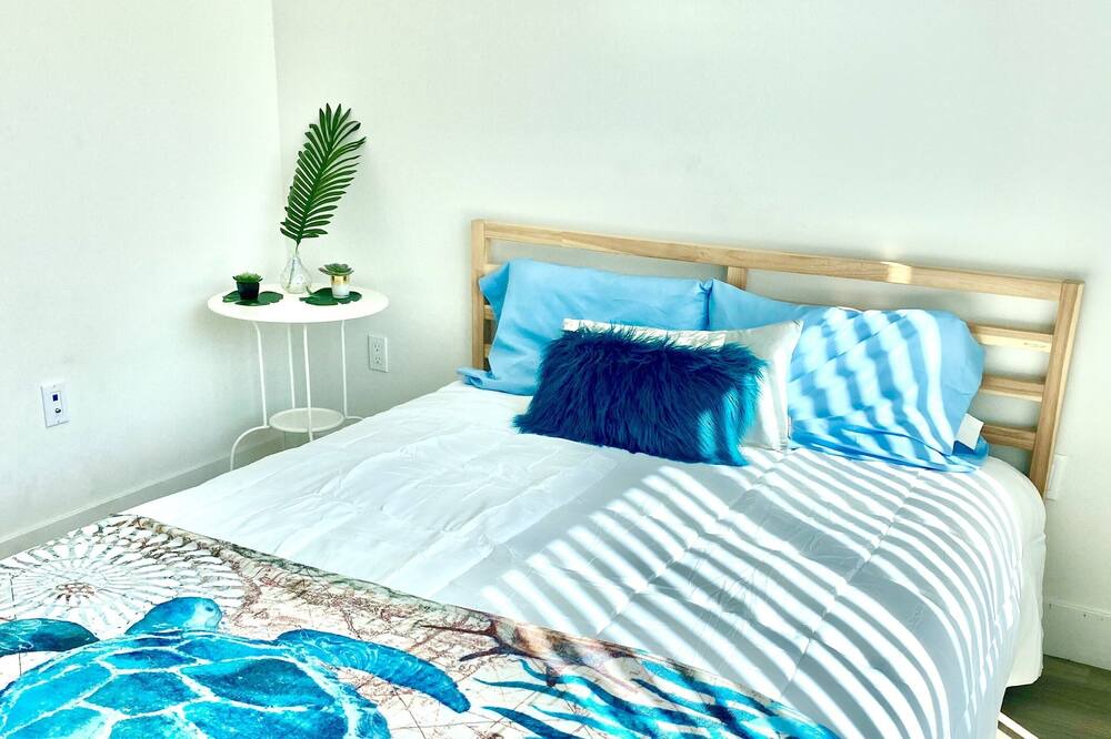 Photo of Bedroom in Oxnard