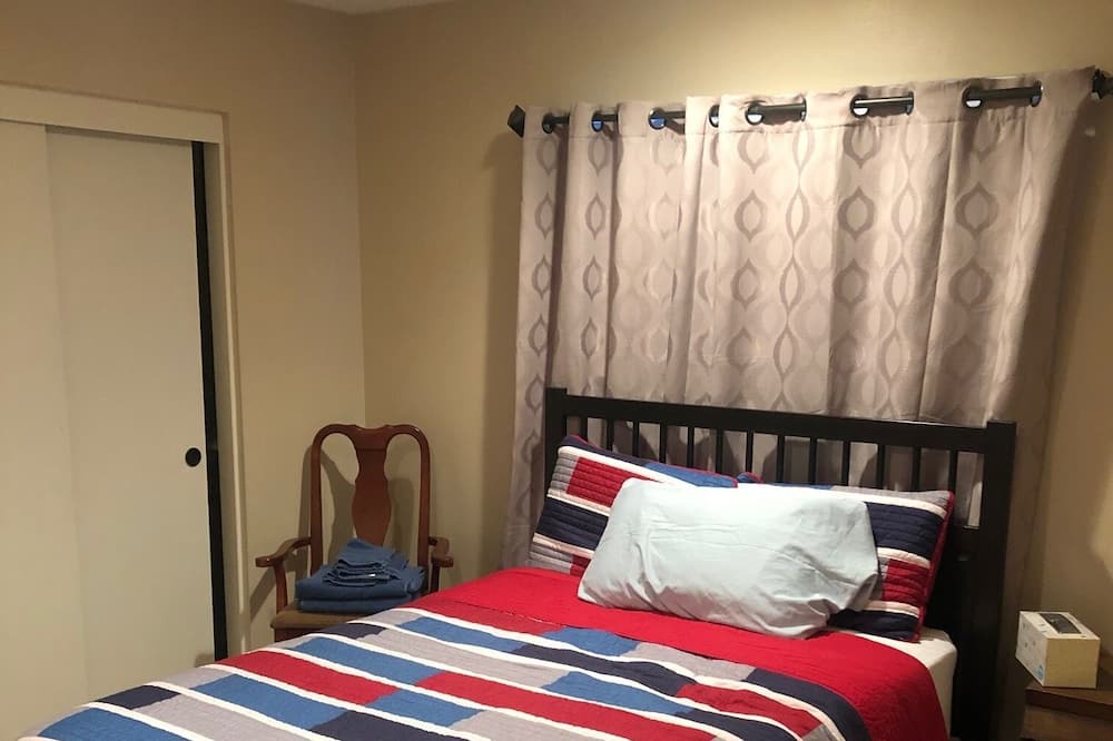 Photo of Bedroom in Fountain Valley