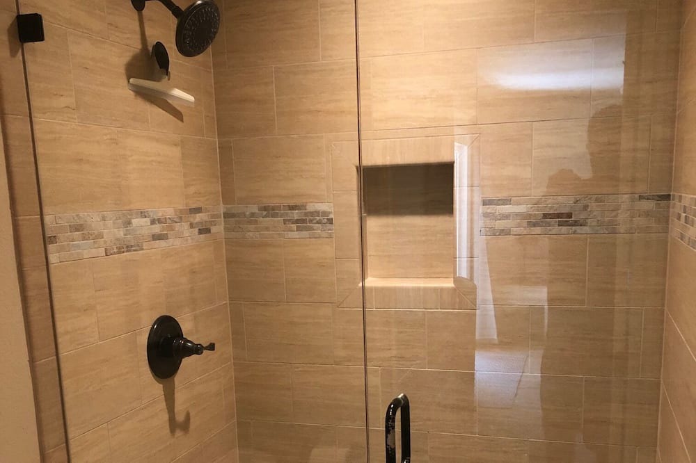 Photo of Bathroom in Fountain Valley