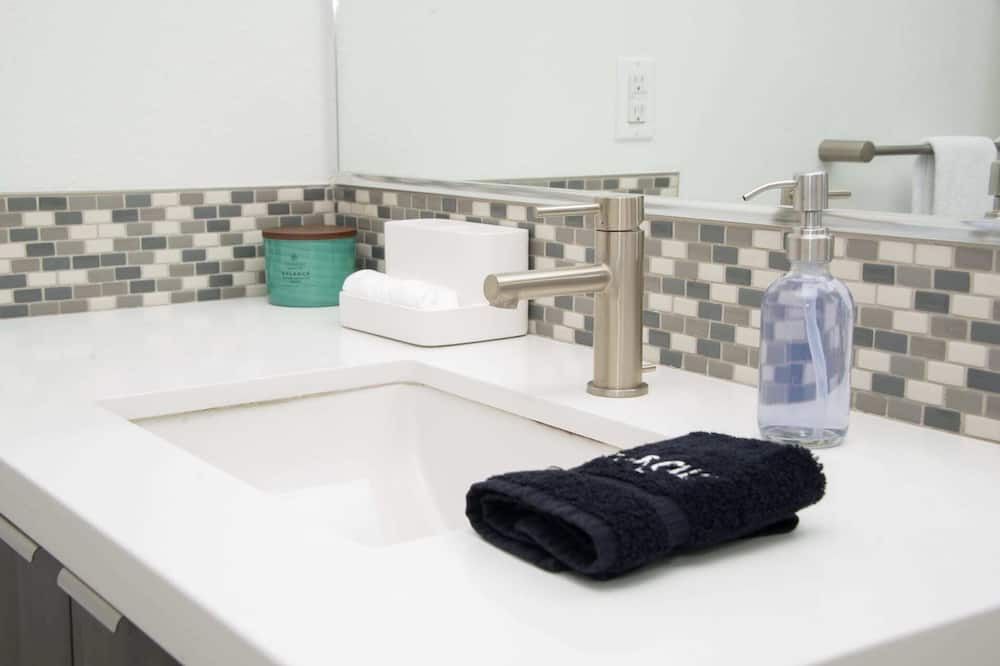 Photo of Bathroom in Anaheim Resort