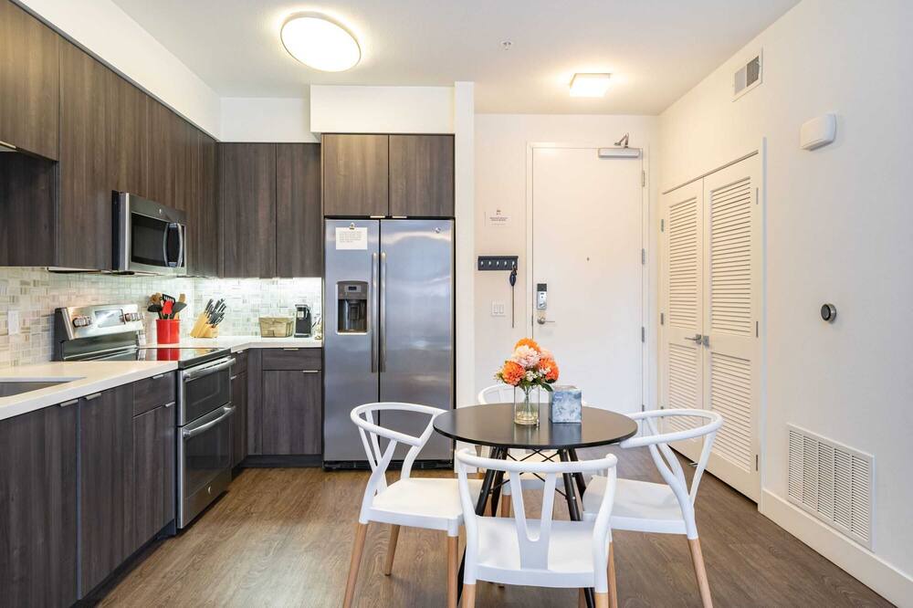 Photo of Kitchen in Anaheim Resort