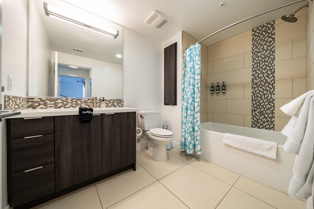 Photo of Bathroom in Anaheim Resort