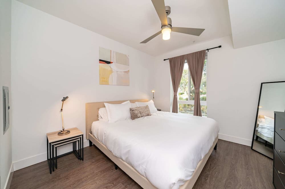 Photo of Bedroom in Anaheim Resort