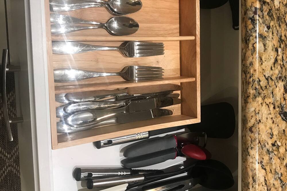 Photo of Kitchen in Midway City