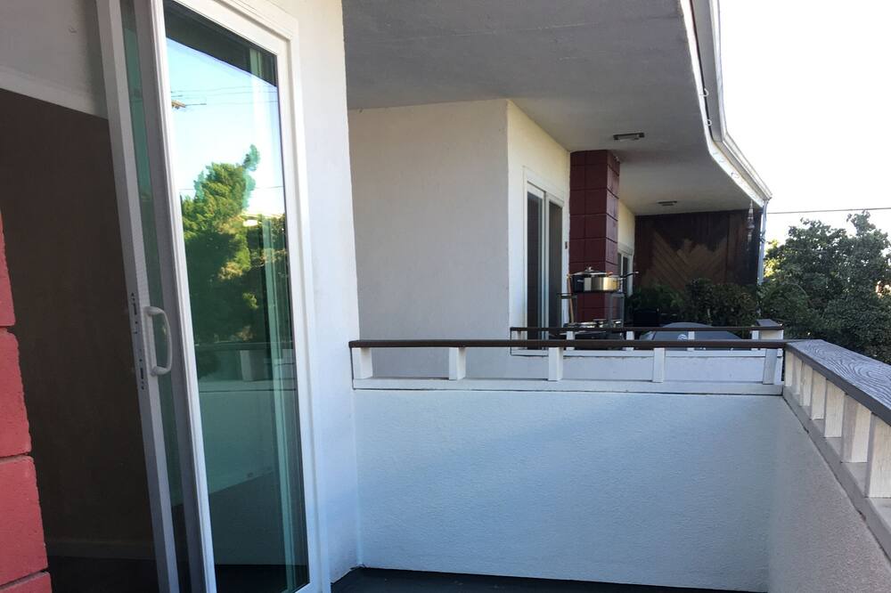 Photo of Patio Balcony in Costa Mesa