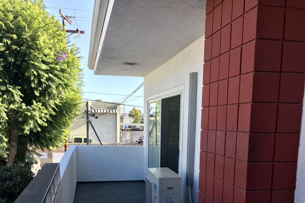 Photo of Patio Balcony in Costa Mesa