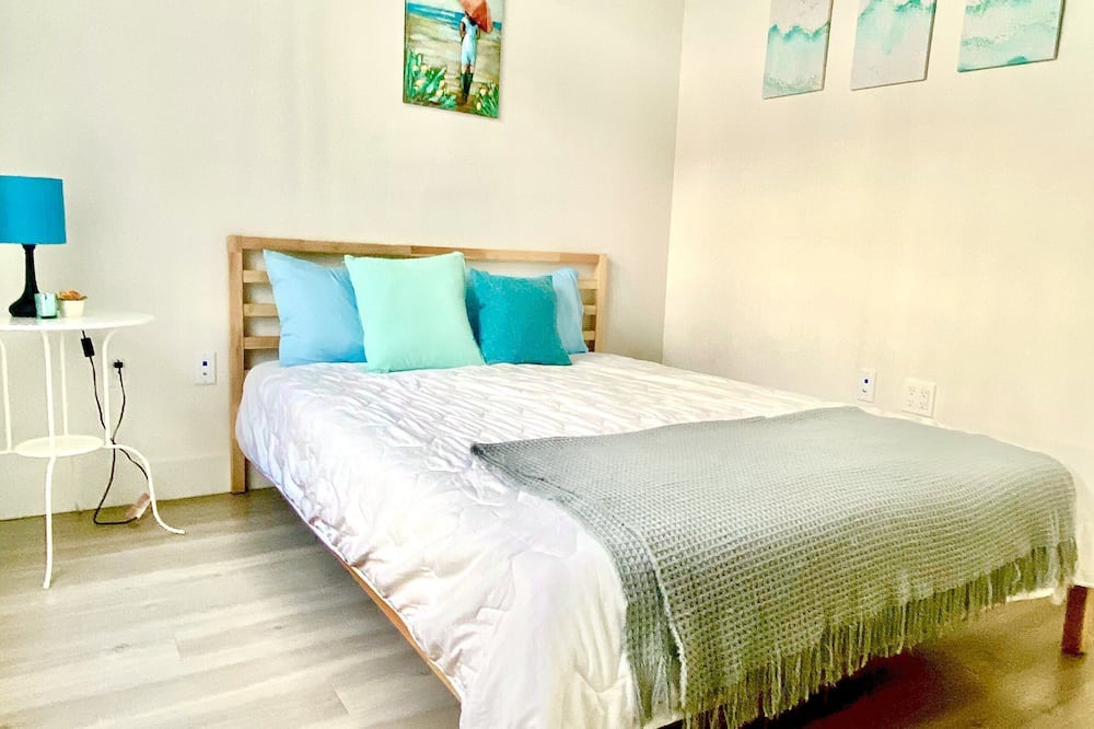 Photo of Bedroom in Oxnard