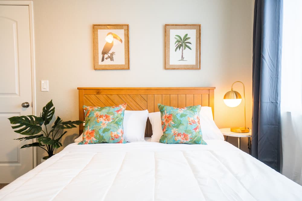 Photo of Bedroom in Rowland Heights