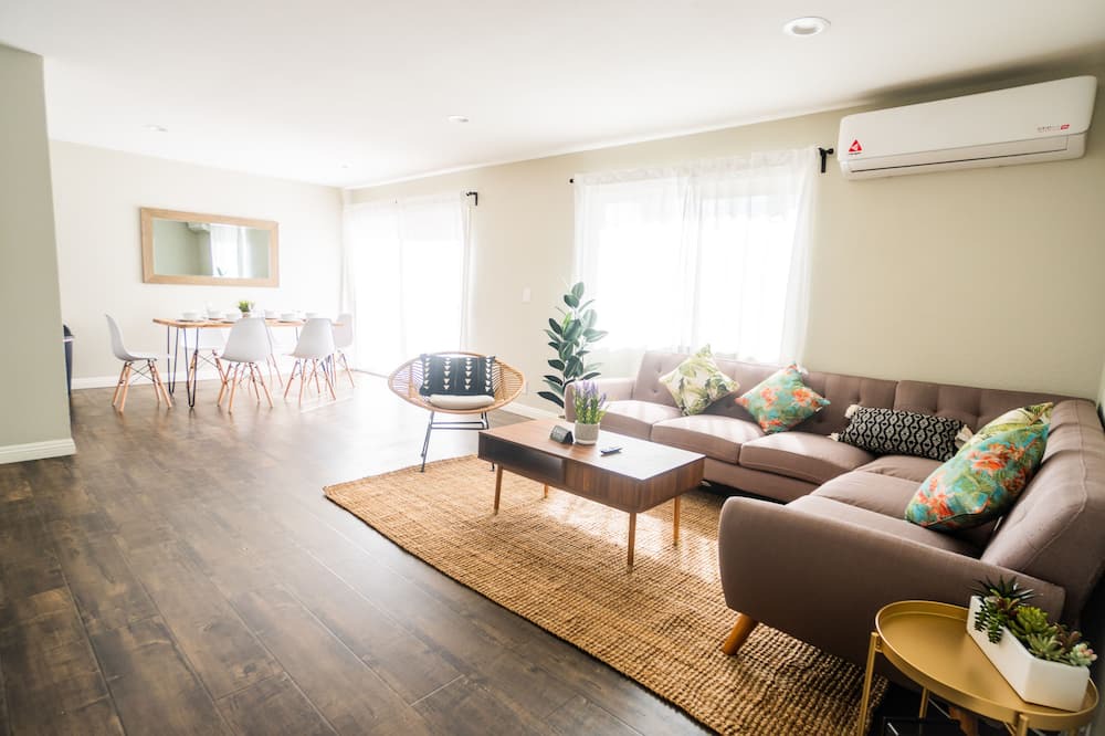 Photo of Livingroom in Rowland Heights