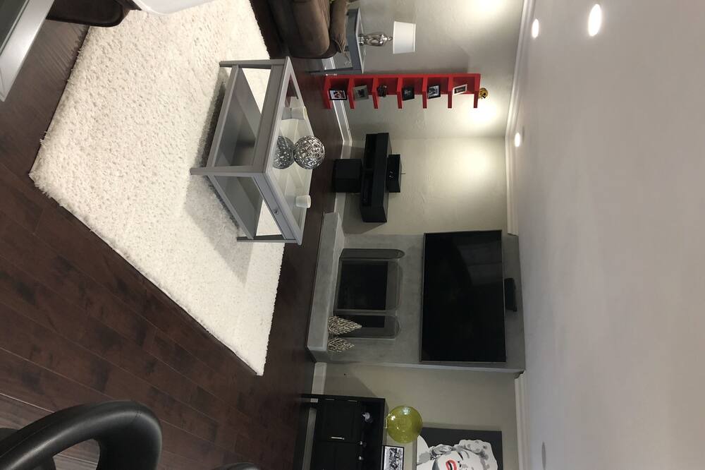 Photo of Livingroom in Bonita