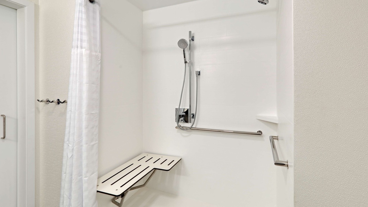 Photo of Bathroom in Lake Forest