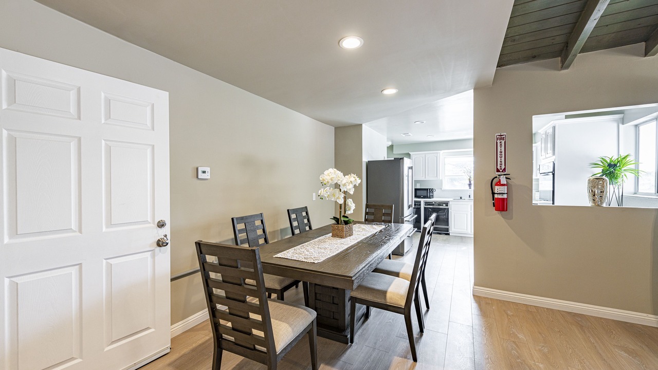 Photo of Kitchen in Altadena