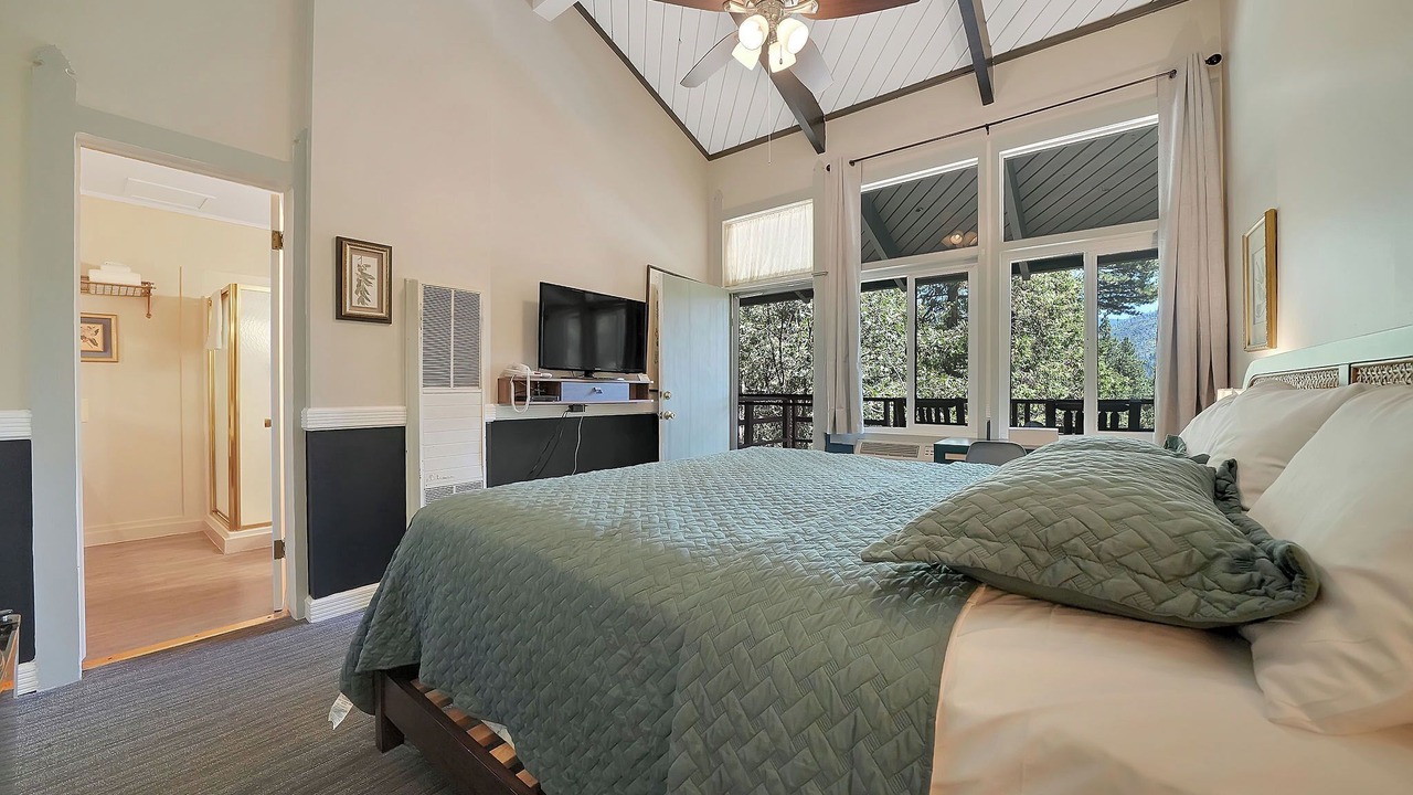 Photo of Bedroom in Fish Camp