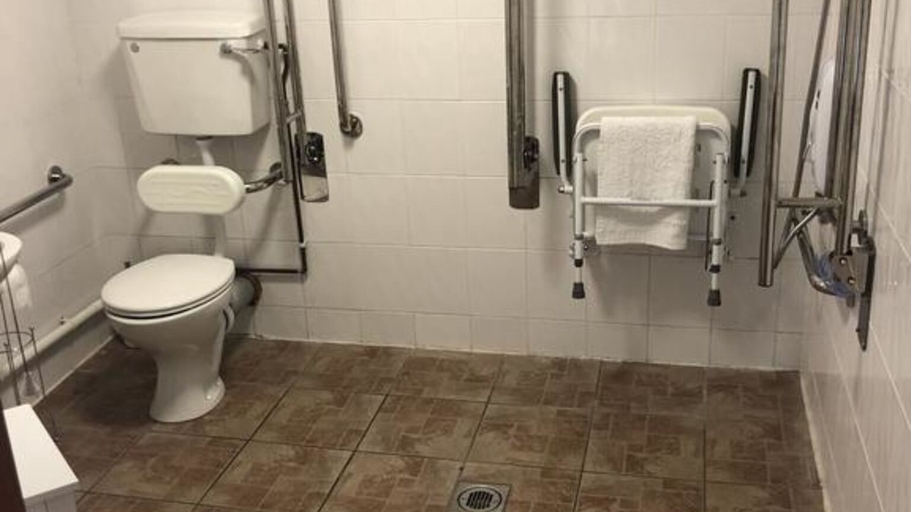 Photo of Bathroom in Chysauster