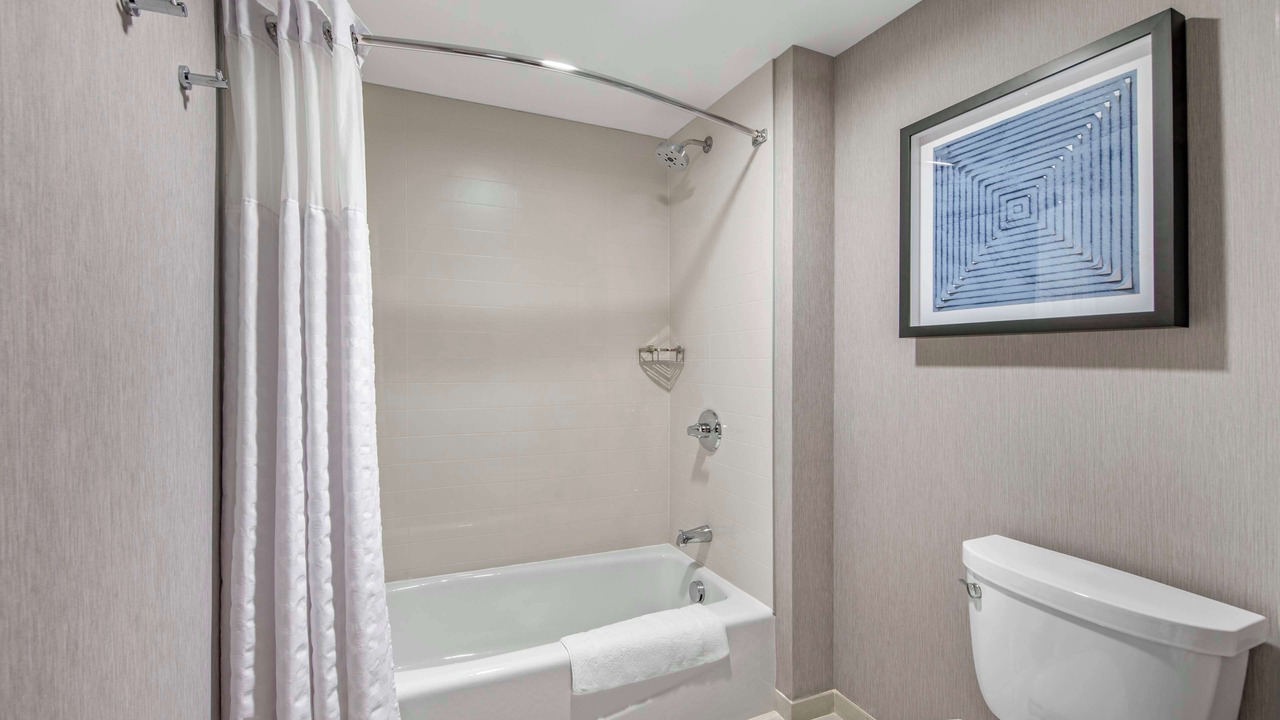 Photo of Bedroom in Downtown Riverside
