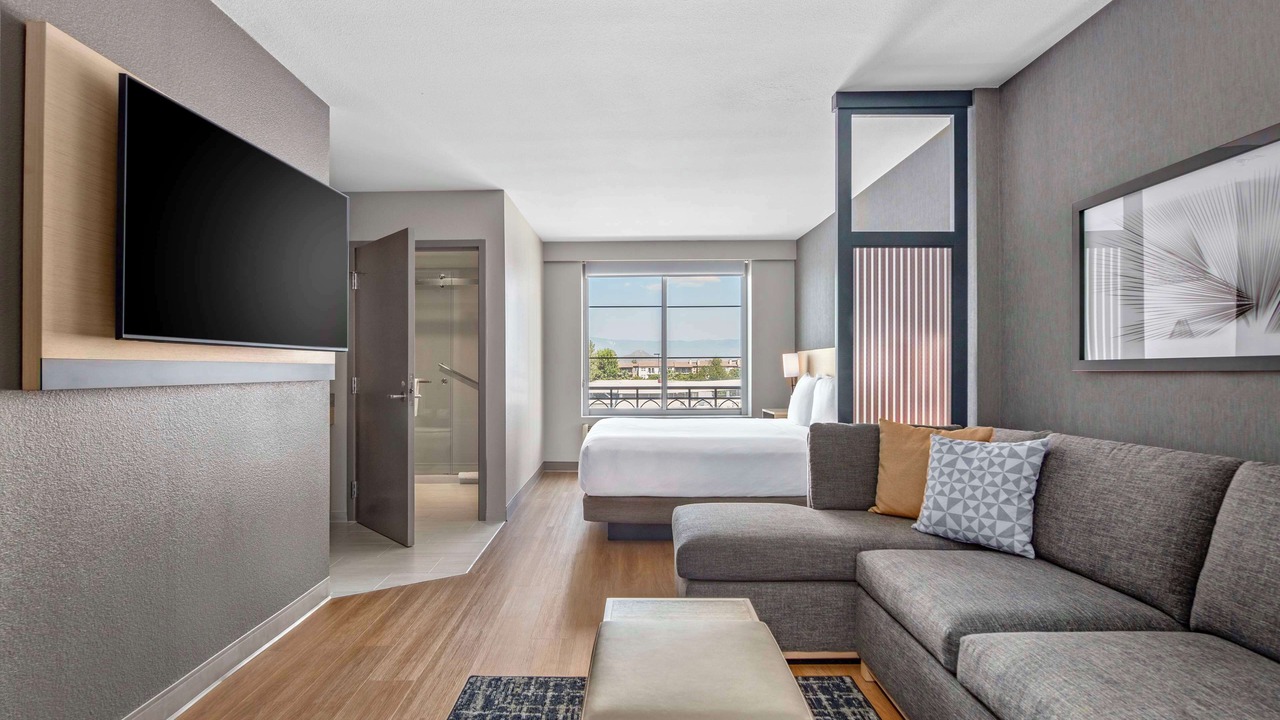 Photo of Bedroom in Downtown Riverside