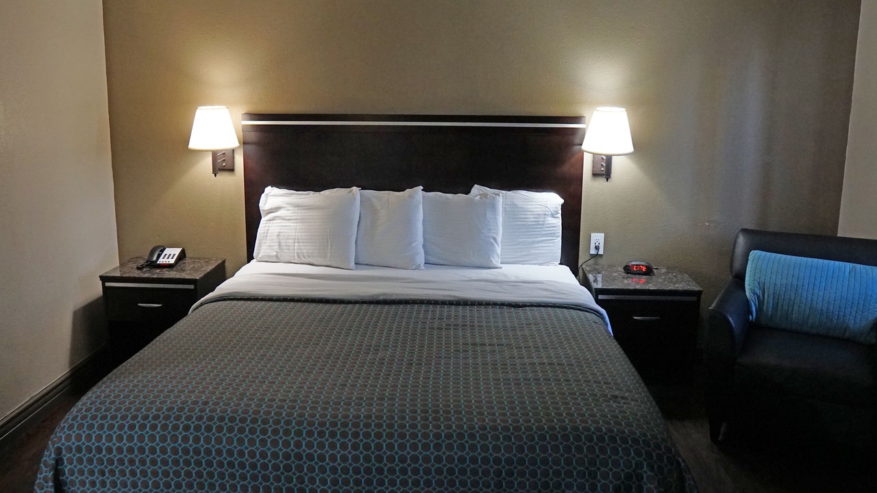 Photo of Bedroom in Hawthorne