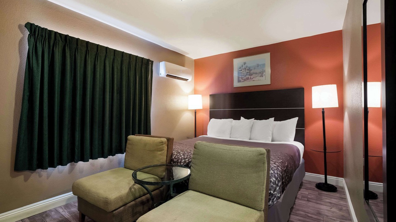 Photo of Bedroom in Indio
