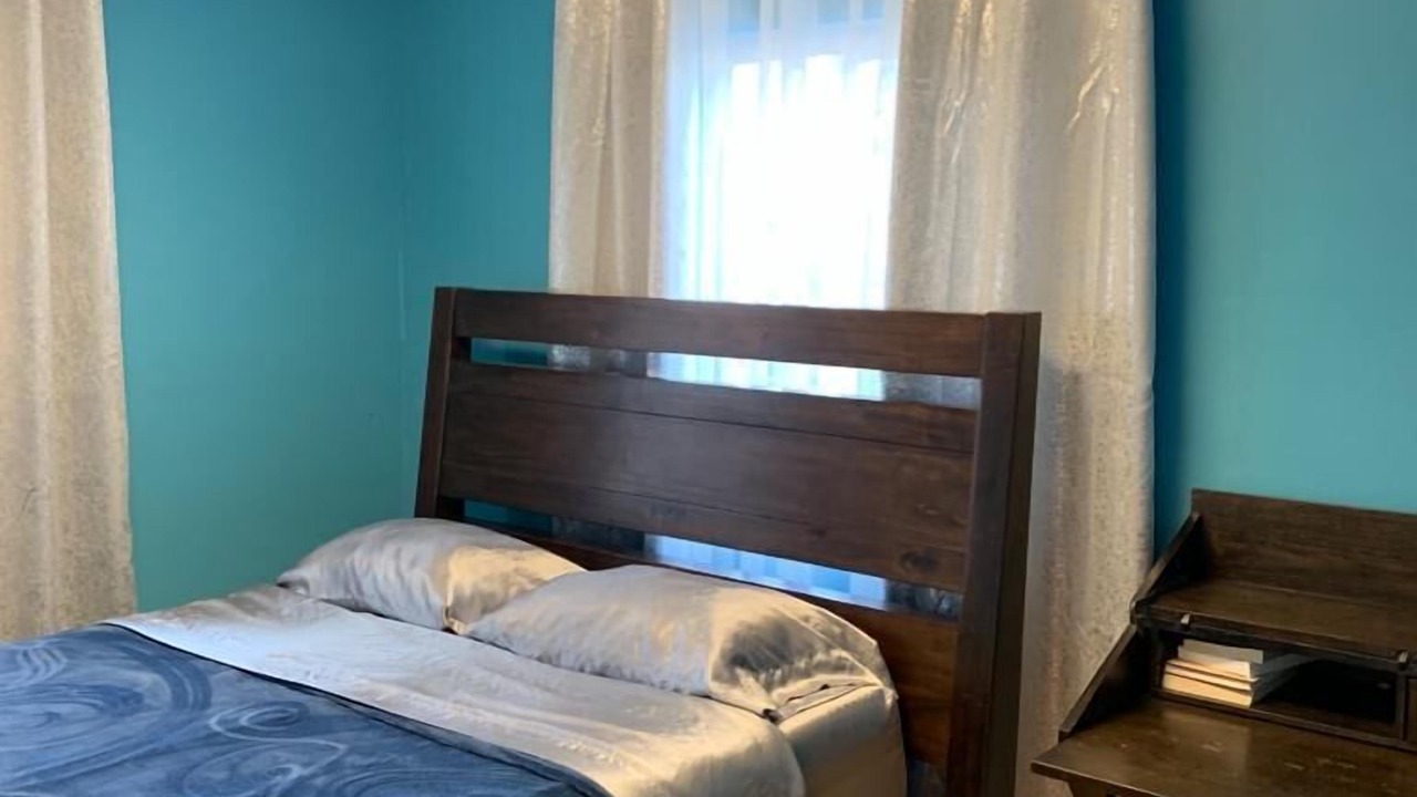 Photo of Bedroom in Inglewood