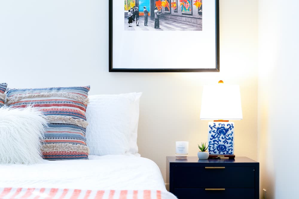 Photo of Bedroom in Fountain Valley