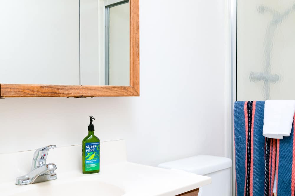 Photo of Bathroom in Fountain Valley