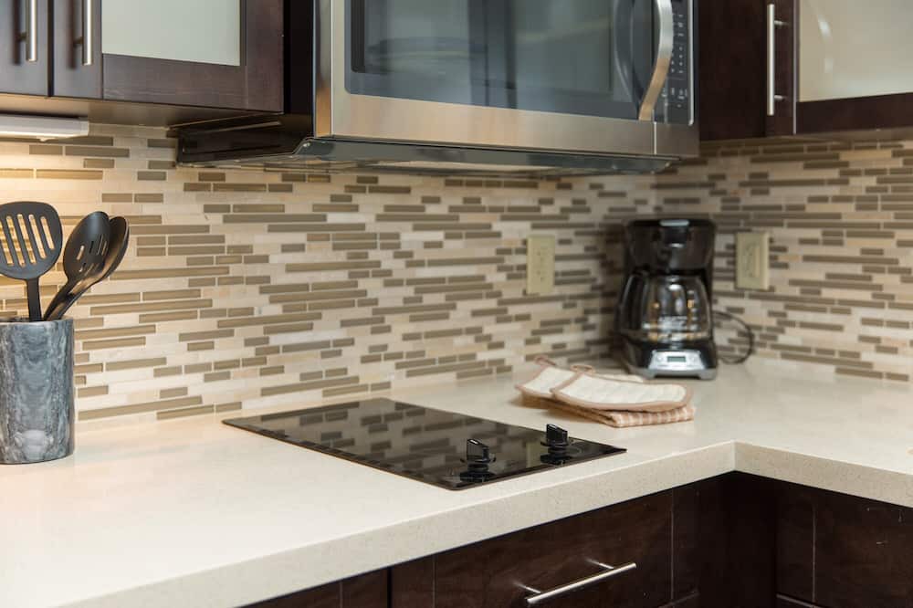 Photo of Kitchen in Corona