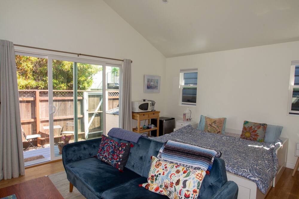 Photo of Livingroom in Sunset Park