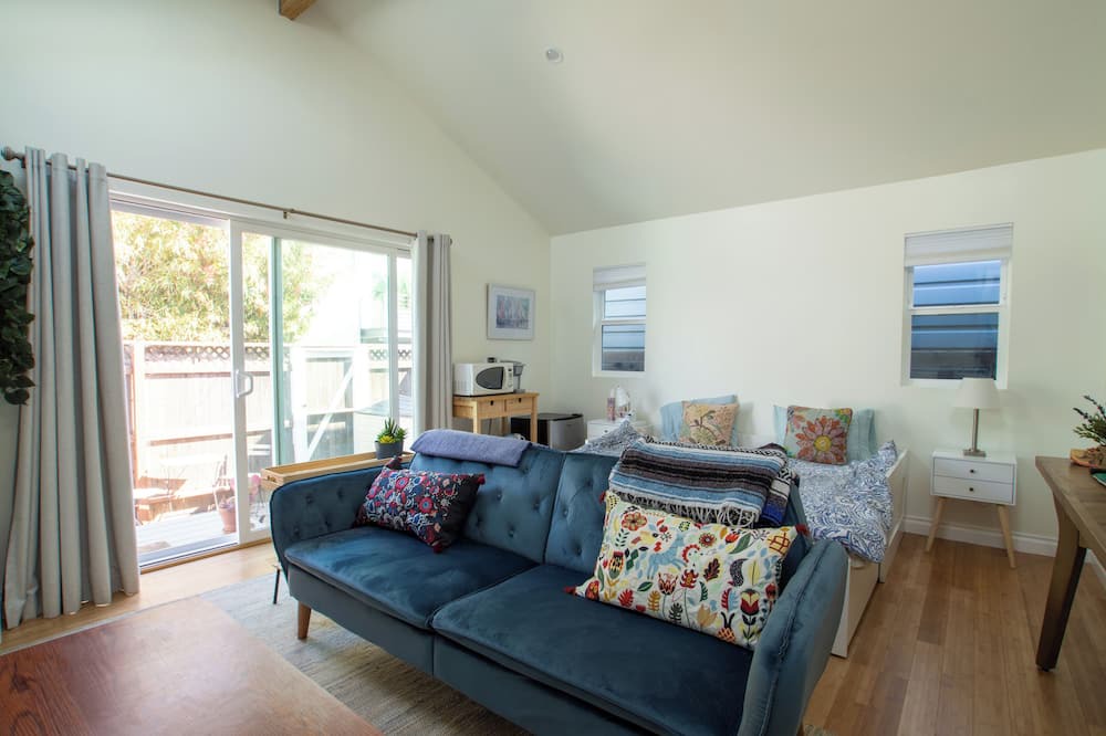 Photo of Livingroom in Sunset Park