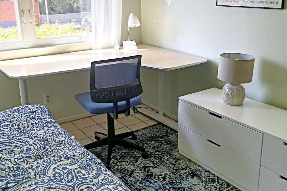 Photo of Bedroom in Sunset Park