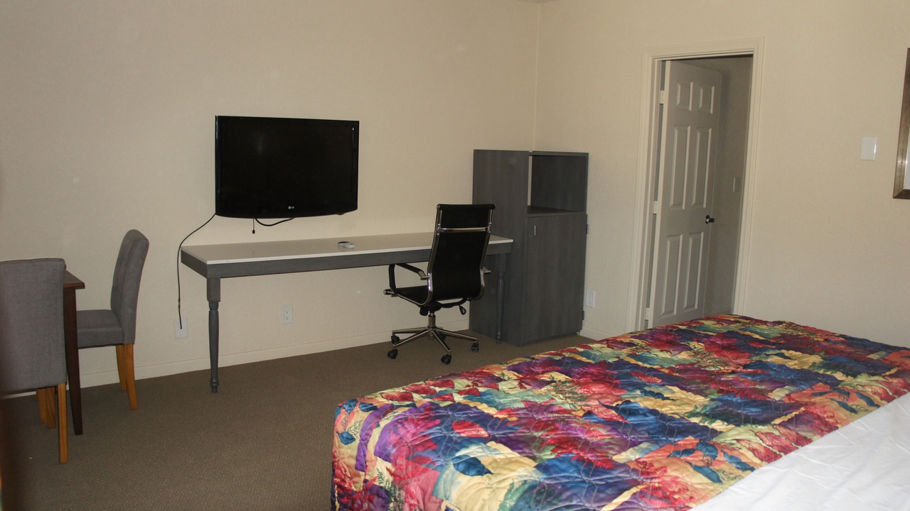 Photo of Bedroom in Victorville