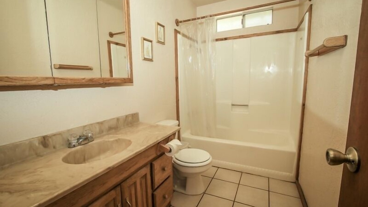 Photo of Bathroom in Fox Farm